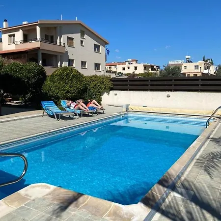 Vila Episkopi Villa, Luxury 4 Bedroom With Pool -