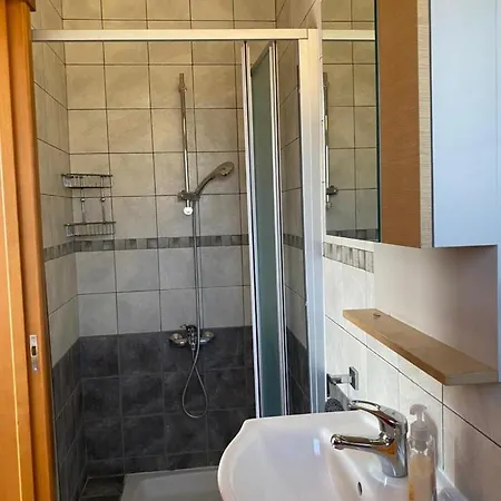Episkopi Villa, Luxury 4 Bedroom With Pool - Vila
