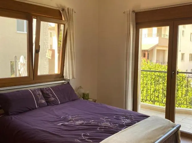 Vila Episkopi Villa, Luxury 4 Bedroom With Pool -